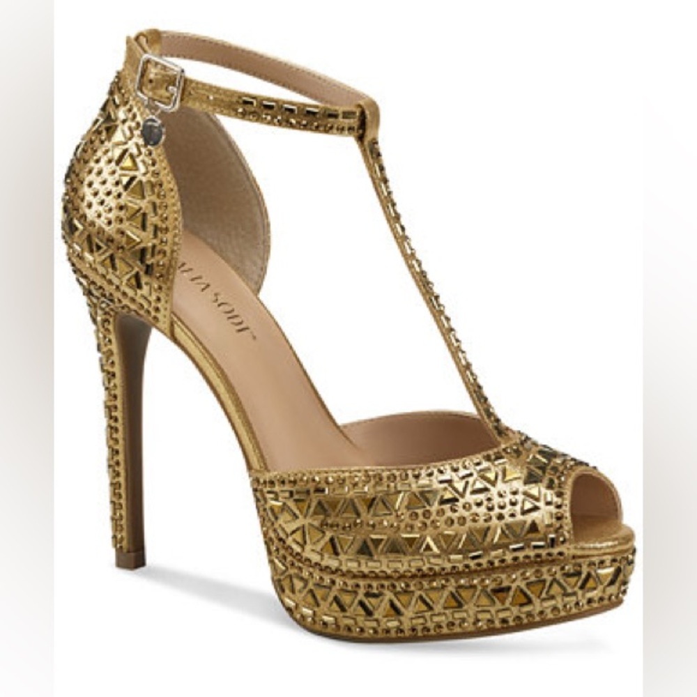 Thalia Sodi🔥
Women's Chacey Embellished T-Strap Platform Pumps Size 9 BRAND NEW
